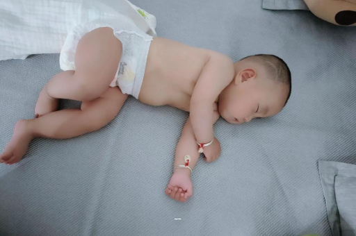 贵州宝宝大便干拉不出来